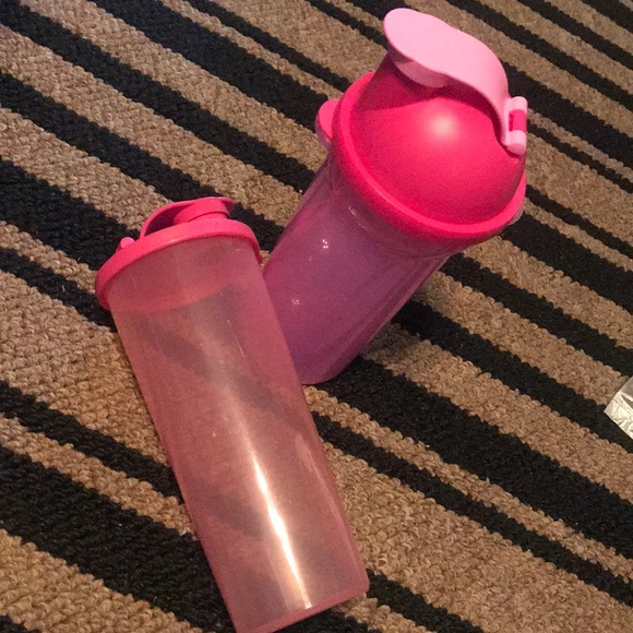 Tupperware cups 💗 - Picture 4 of 5